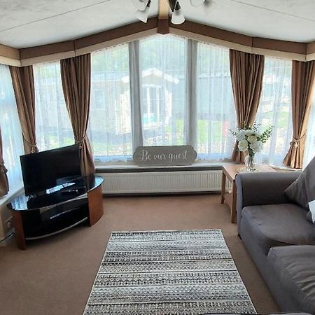 A Fashionable Caravan In A Peaceful Seaside Town แซนดาวน์ ภายนอก รูปภาพ