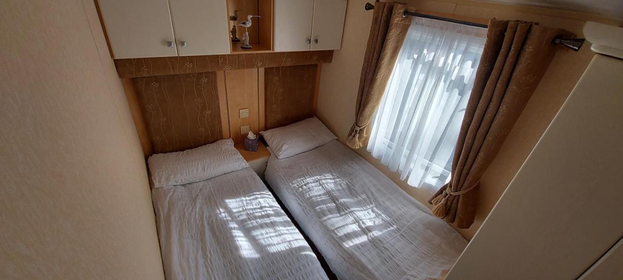 A Fashionable Caravan In A Peaceful Seaside Town แซนดาวน์ ภายนอก รูปภาพ