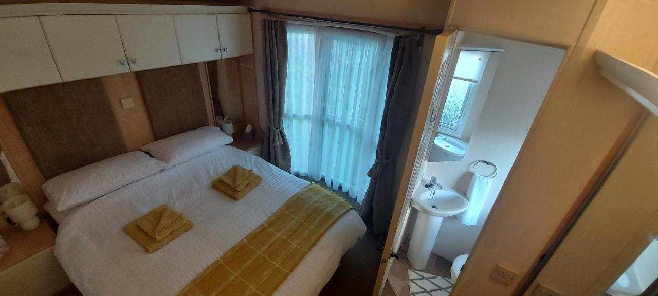 A Fashionable Caravan In A Peaceful Seaside Town แซนดาวน์ ภายนอก รูปภาพ